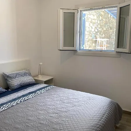 Syrona Apartment