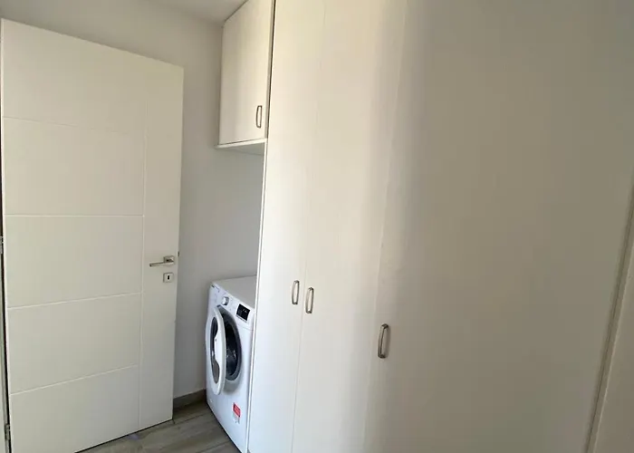 Syrona * Posidhonía